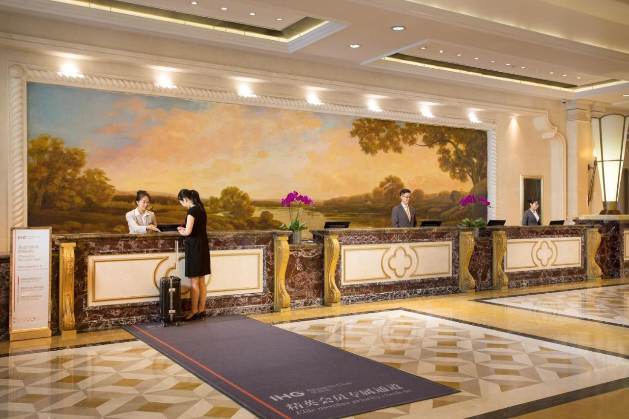 Crowne Plaza Ocean Spring Resort By Ihg Jimo Εξωτερικό φωτογραφία